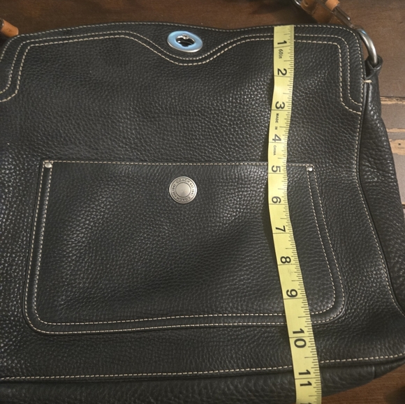 Genuine black leather coach shoulder purse - Picture 7 of 8
